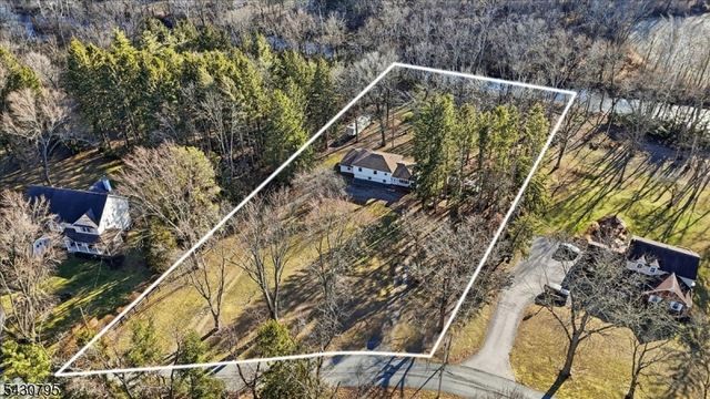 192 Bryans Rd, Washington Twp., NJ 08827