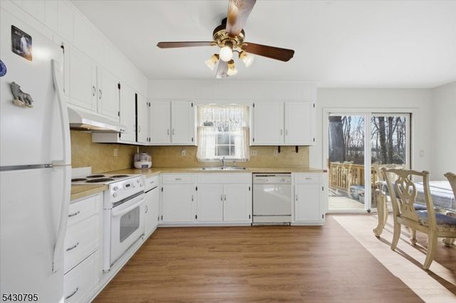 192 Bryans Rd, Washington Twp., NJ 08827