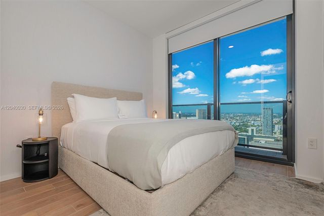 398 NE 5th Street 4001, Miami, FL 33132