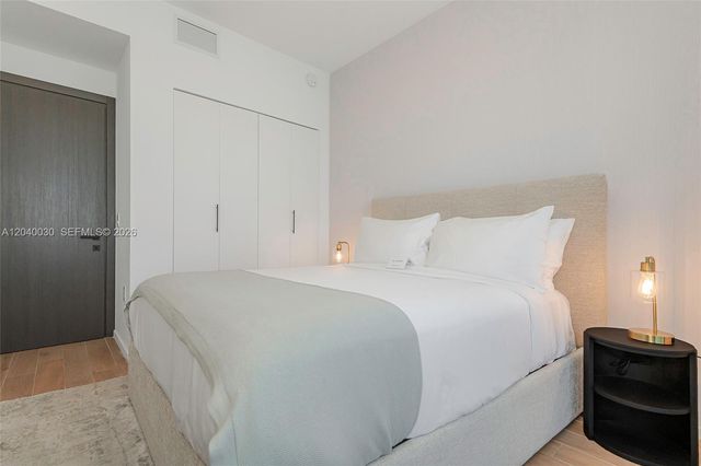 398 NE 5th Street 4001, Miami, FL 33132