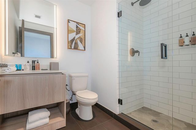 398 NE 5th Street 4001, Miami, FL 33132
