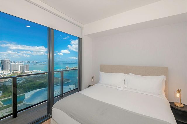 398 NE 5th Street 4001, Miami, FL 33132