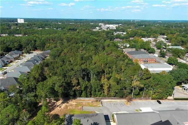 6447 Johnston Lane, Mobile, AL 36695