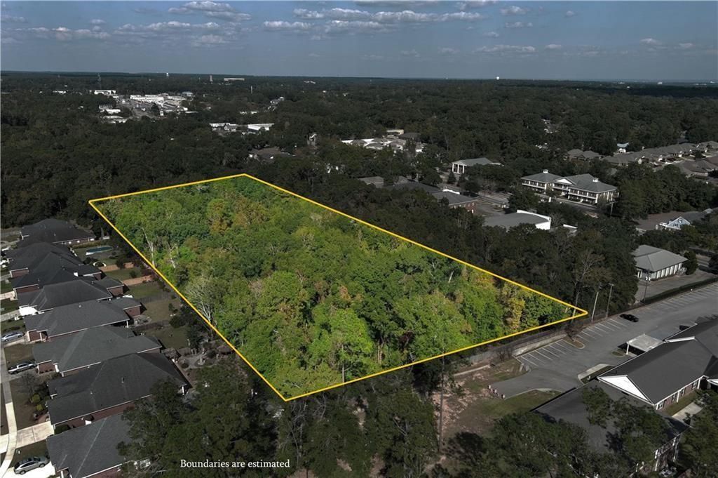6447 Johnston Lane, Mobile, AL 36695