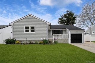224 Hungry Harbor Road, Valley Stream, NY 11581