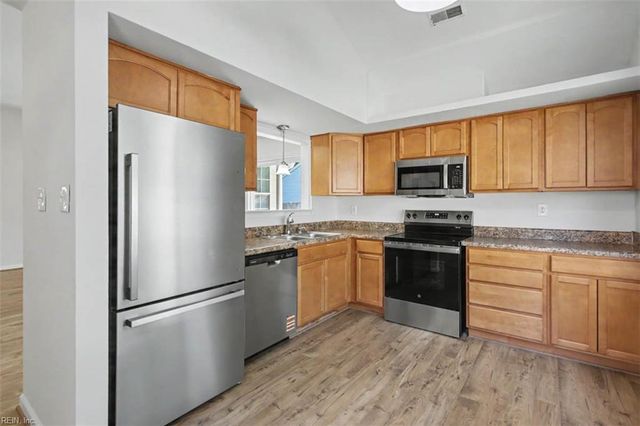 123 Gallop PL, Newport News, VA 23608