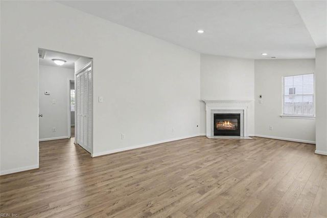 123 Gallop PL, Newport News, VA 23608