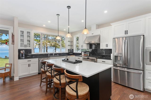 9367 Marshall Road, Bow, WA 98232