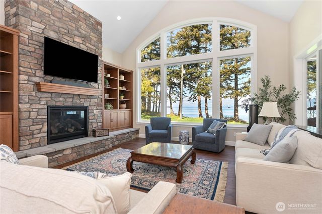 9367 Marshall Road, Bow, WA 98232