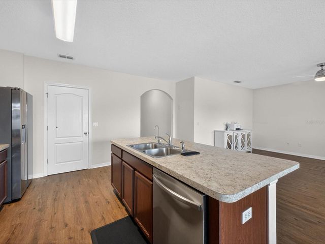 16701 BROADFORD LANE, Clermont, FL 34714