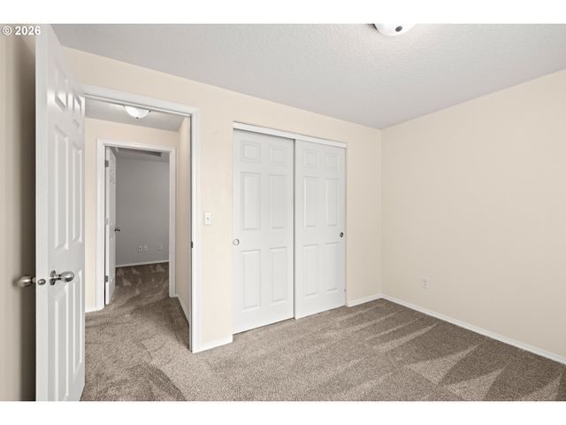 413 S LAIR Ln, Newberg, OR 97132