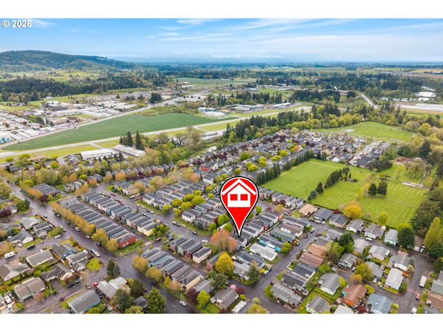 413 S LAIR Ln, Newberg, OR 97132