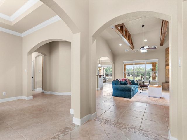 192 Copper Ridge Drive, La Vernia, TX 78121
