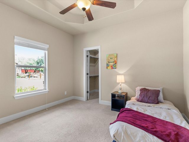 192 Copper Ridge Drive, La Vernia, TX 78121