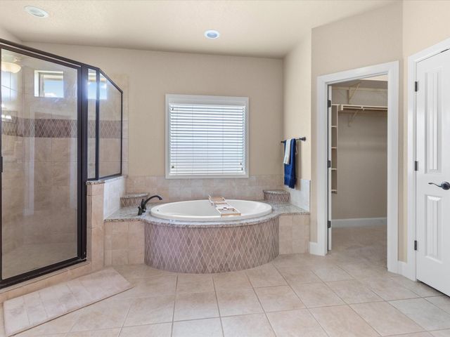 192 Copper Ridge Drive, La Vernia, TX 78121