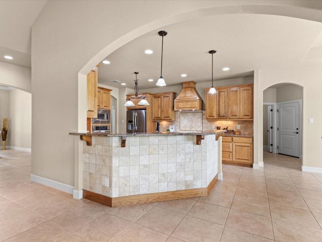 192 Copper Ridge Drive, La Vernia, TX 78121
