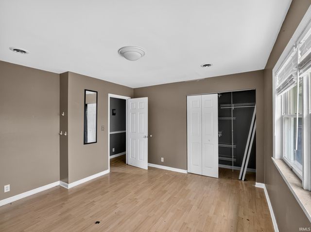 5155 W Timberwood Drive, Newburgh, IN 47630