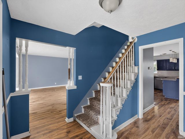 5155 W Timberwood Drive, Newburgh, IN 47630