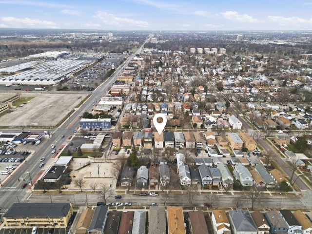 1124 Hannah Avenue, Forest Park, IL 60130