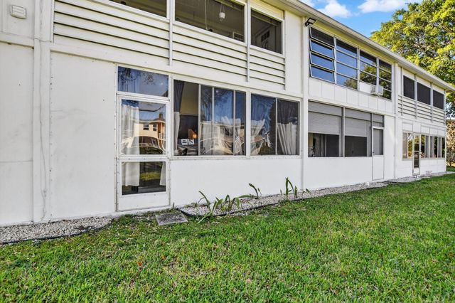 290 Oakridge Q 290, Deerfield Beach, FL 33442