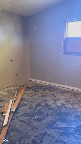 2060 Alton Street, Beech Grove, IN 46107