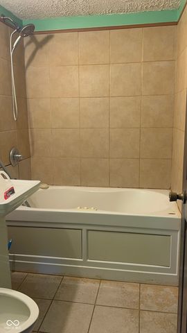 2060 Alton Street, Beech Grove, IN 46107