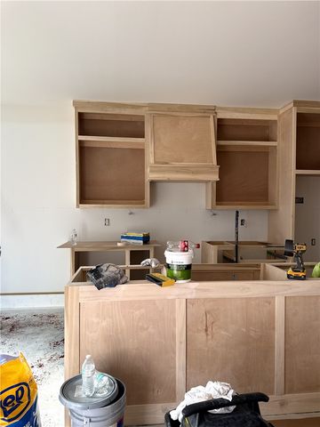 6 Cargill Lane, Bella Vista, AR 72715