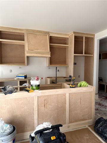 6 Cargill Lane, Bella Vista, AR 72715