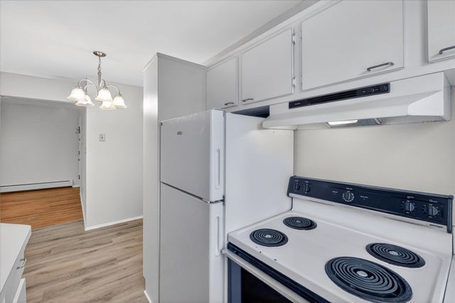 1723 E 14 Mile Road, Birmingham, MI 48009