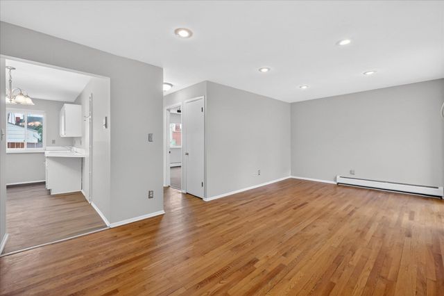 1723 E 14 Mile Road, Birmingham, MI 48009