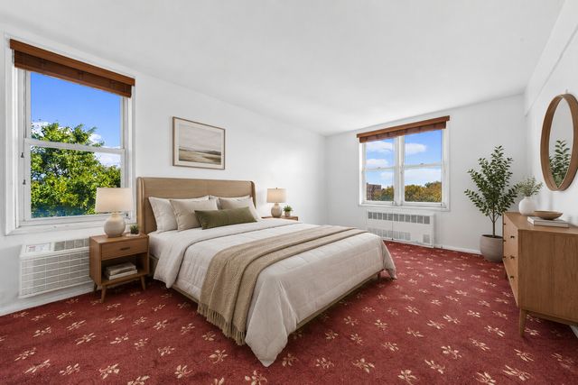 2711 Ave X C5, New York City, NY 11235