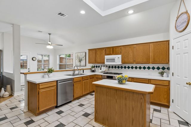 915 Rutgers Court, Allen, TX 75002