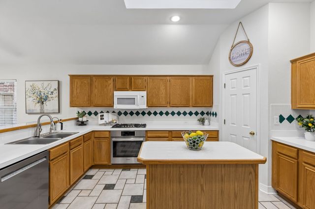 915 Rutgers Court, Allen, TX 75002