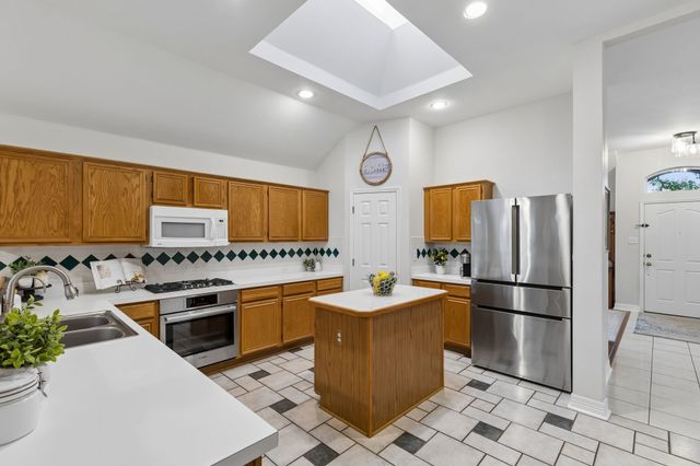 915 Rutgers Court, Allen, TX 75002