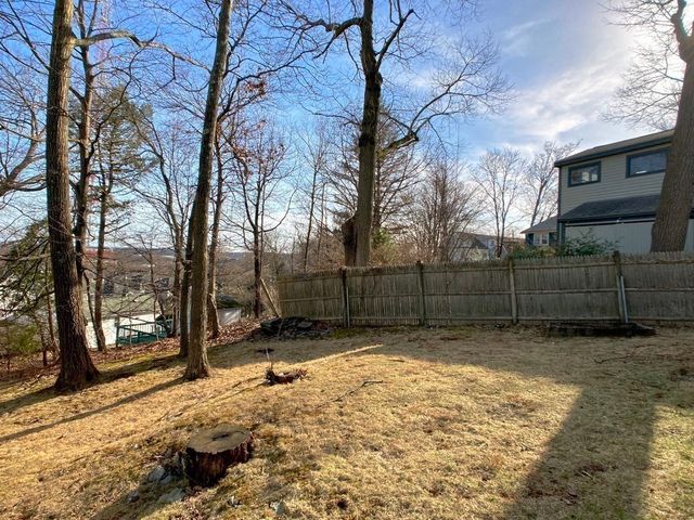 25 Columbia Avenue 2nd floor, Newton, MA 02464