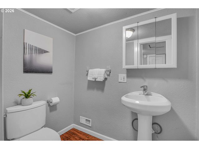2691 LANCASTER St, West Linn, OR 97068