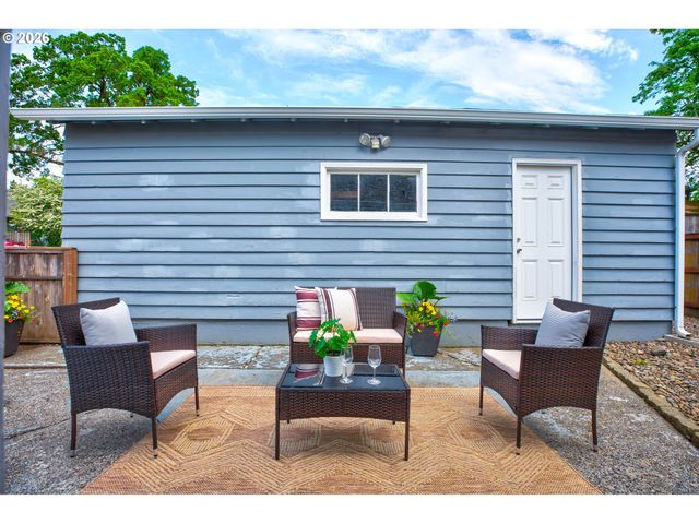 2691 LANCASTER St, West Linn, OR 97068