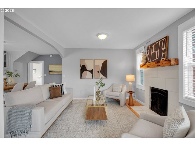 2691 LANCASTER St, West Linn, OR 97068