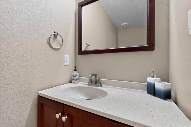 6309 Orfeo Trail NW, Albuquerque, NM 87114