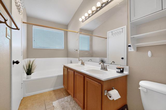 6309 Orfeo Trail NW, Albuquerque, NM 87114