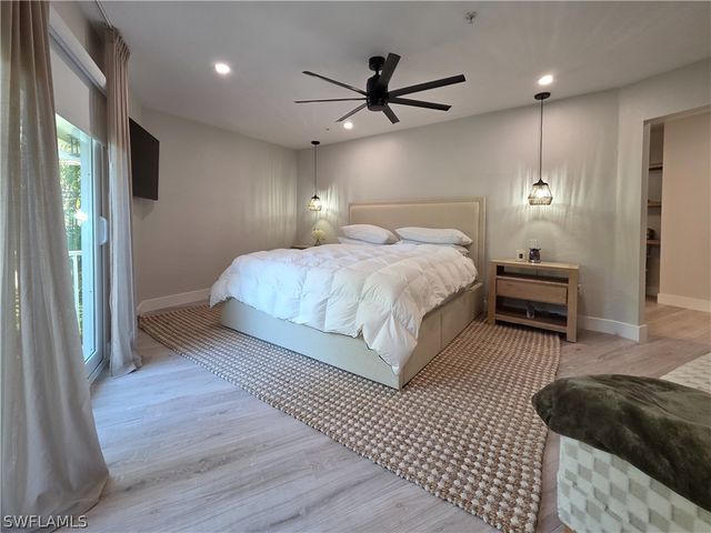 1495 Blue Point AVE C, Naples, FL 34102