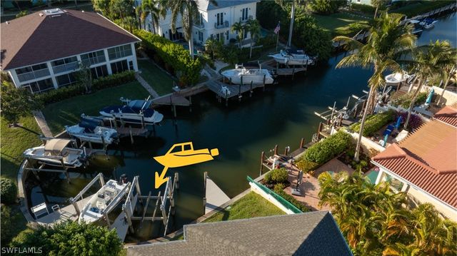 1495 Blue Point AVE C, Naples, FL 34102