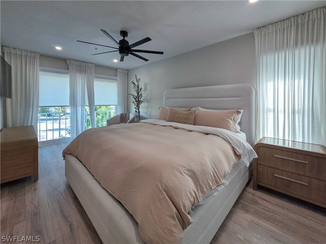 1495 Blue Point AVE C, Naples, FL 34102