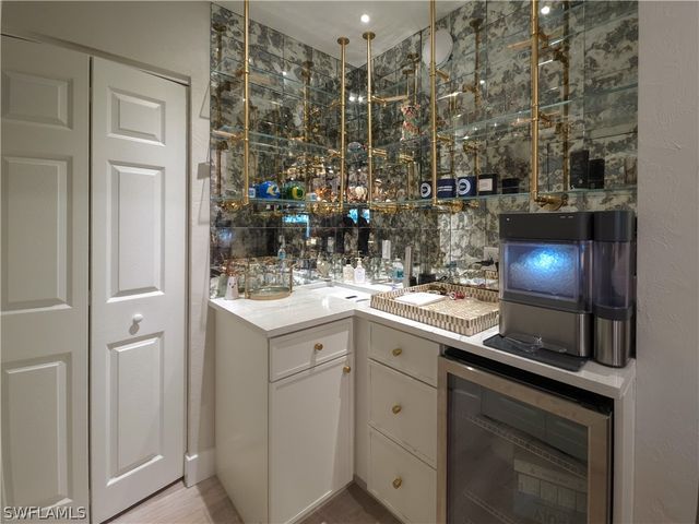 1495 Blue Point AVE C, Naples, FL 34102