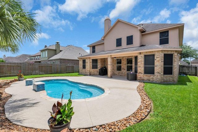680 Cumberland Ridge Lane, League City, TX 77573