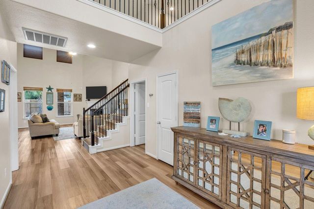 680 Cumberland Ridge Lane, League City, TX 77573