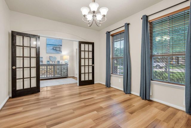 680 Cumberland Ridge Lane, League City, TX 77573