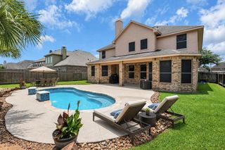 680 Cumberland Ridge Lane, League City, TX 77573