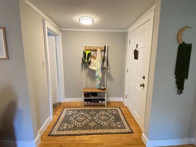 13 Pleasant 2, Medfield, MA 02052