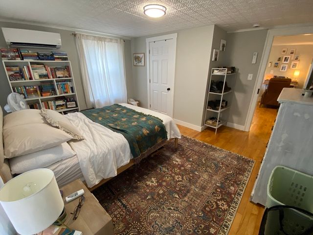 13 Pleasant 2, Medfield, MA 02052